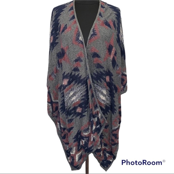 Lucky Brand Open Front Waterfall Aztec Poncho Wrap Shawl Sweater One Size - Picture 2 of 7